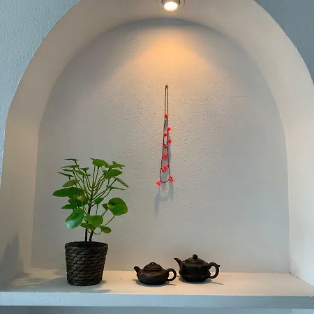 Apartment Studio 408 *