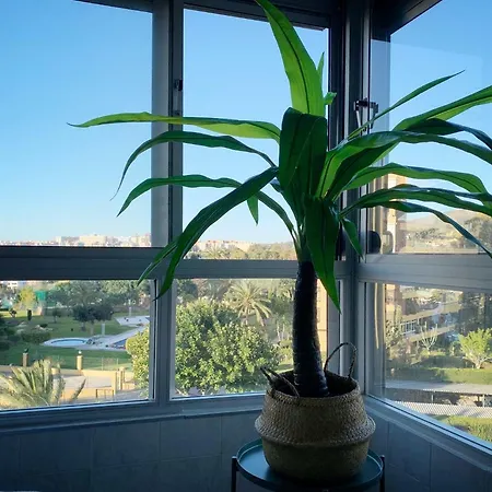Studio 408 Apartment *